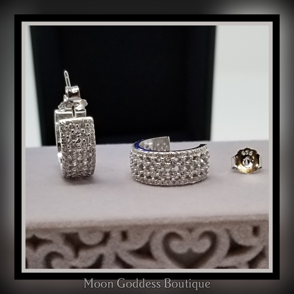 Exquisits White Sapphire J Hoop Earrings Sterling Silver Rhodium Cluster 1.35ctw